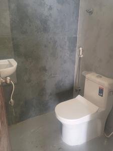 Common Bathroom Image of 1390 Sq.ft 2 BHK Apartment / Flat for sale in Dullapally Hyderabad for Rs. 6255000