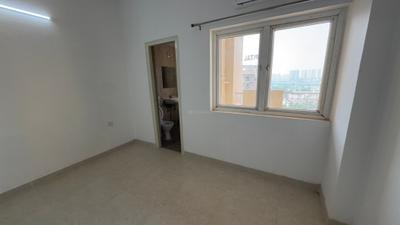 Bedroom Image of 2950 Sq.ft 4 BHK Apartment / Flat for rent in Puri Diplomatic Greens, Sector 110A Gurgaon for Rs. 76000