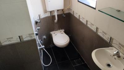 Image of 950 Sq.ft 2 BHK Apartment / Flat for rent in Thane West, Thane for Rs. 45000