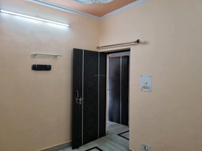 Bedroom Image of 720 Sq.ft 2 BHK Apartment / Flat for rent in Janakpuri New Delhi for Rs. 22000