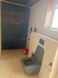 Bathroom Image of 2600 Sq.ft 3 BHK Apartment / Flat for sale in Melon Greens, Kakkanad Kochi for Rs. 15500000