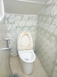 Common Bathroom Image of 2150 Sq.ft 4 BHK Independent House for rent in Lakdikapul Hyderabad for Rs. 27000
