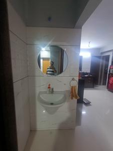 Bathroom Image of 1515 Sq.ft 3 BHK Apartment / Flat for sale in Udhna Surat for Rs. 5351000