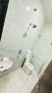 Bathroom Image of 1500 Sq.ft 2 BHK Builder Floor for rent in Vishnu Puri Colony Indore for Rs. 20000