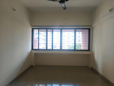 Living Room Image of 900 Sq.ft 2 BHK Apartment / Flat for rent in Kumar Pebble Park, Hadapsar Pune for Rs. 20000