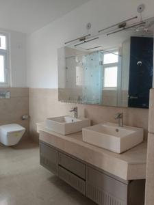 Bathroom Image of 6780 Sq.ft 5 BHK Villa for sale in Emaar Marbella, Sector 66 Gurgaon for Rs. 172500000