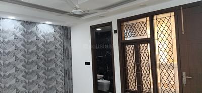 Bedroom Image of 950 Sq.ft 3 BHK Builder Floor for rent in Govindpuri New Delhi for Rs. 24000
