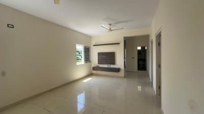 Living Room Image of 1200 Sq.ft 2 BHK Apartment / Flat for rent in Bommanahalli Bengaluru for Rs. 34998