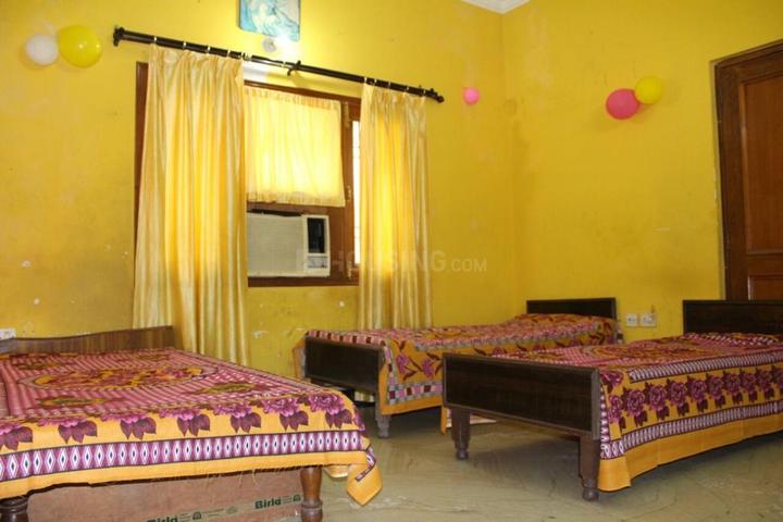 Bedroom Image of Nanak PG in Sector 19, Chandigarh