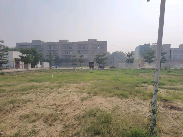 BPTP Astaire Garden Plots Main Image 1