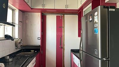 Kitchen Image of 850 Sq.ft 3 BHK Apartment / Flat for rent in Crystal Properties 33 Keshav Kunj D Wing, Keshav Nagar Pune for Rs. 42000