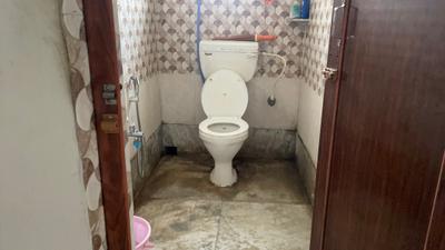 Bathroom Image of 520 Sq.ft 1 BHK Apartment / Flat for sale in Keshtopur Kolkata for Rs. 1872000