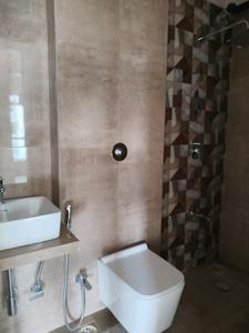 Common Bathroom Image of 803 Sq.ft 2 BHK Apartment / Flat for sale in Mahant Sahyadree, Goregaon East Mumbai for Rs. 14800000