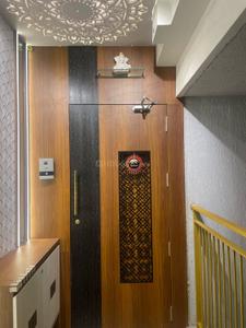 Image of 918 Sq.ft 2 BHK Apartment / Flat for rent in Amanora Gold Towers, Hadapsar, Pune for Rs. 47000