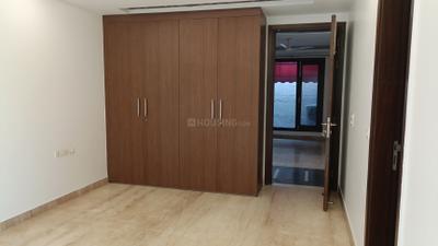 Bedroom Image of 3150 Sq.ft 4 BHK Builder Floor for rent in Safdarjung Development Area New Delhi for Rs. 300000