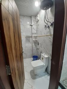 Bathroom Image of 1050 Sq.ft 2 BHK Builder Floor for rent in HUDA Plot Sector 42, Sector 42 Gurgaon for Rs. 47000