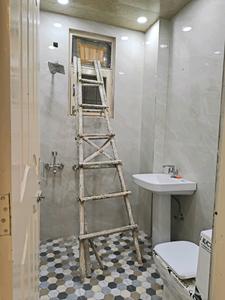 Common Bathroom Image of 1450 Sq.ft 3 BHK Builder Floor for sale in Indirapuram Ghaziabad for Rs. 10300000