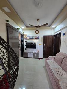Hall Image of 500 Sq.ft 1 BHK Apartment / Flat for rent in Kandivali East Mumbai for Rs. 35000