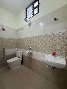 Bathroom Image of 1800 Sq.ft 3 BHK Independent House for sale in Vadavalli Coimbatore for Rs. 8300000