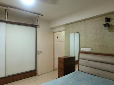 Bedroom Image of 825 Sq.ft 2 BHK Apartment / Flat for rent in Hiranandani Eagleridge, Hiranandani Estate Thane for Rs. 50500