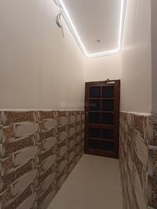 Bathroom Image of 1350 Sq.ft 3 BHK Builder Floor for rent in Pondha Dehradun for Rs. 35000