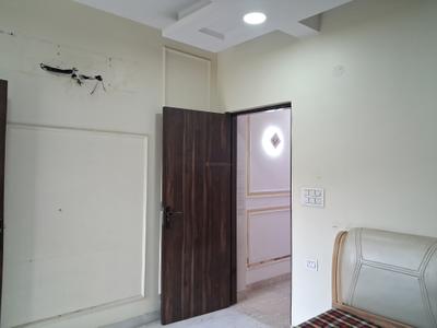 Bedroom Image of 900 Sq.ft 2 BHK Builder Floor for sale in Ramesh Nagar New Delhi for Rs. 13000000