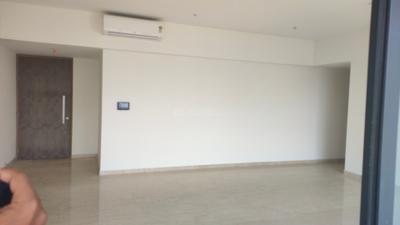 Living Room Image of 2000 Sq.ft 4 BHK Apartment / Flat for sale in Rajesh White City, Kandivali East Mumbai for Rs. 65000000