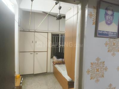 Bedroom Image of 585 Sq.ft 1.5 BHK Apartment / Flat for sale in Paldi Ahmedabad for Rs. 4550000