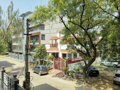 Image of 3240 Sq.ft 4 BHK Builder Floor for rent in Sector 41, Gurgaon for Rs. 95000