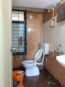 Common Bathroom Image of 500 Sq.ft 1 BHK Apartment / Flat for rent in Vihang Valley, Kasarvadavali Thane for Rs. 16500