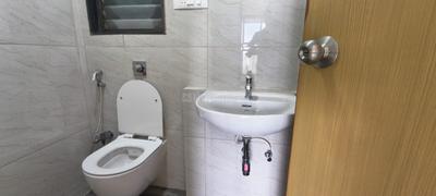 Image of 750 Sq.ft 2 BHK Apartment / Flat for sale in Goregaon West, Mumbai for Rs. 18500000