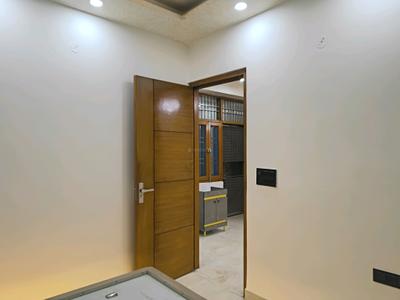 Bedroom Image of 1350 Sq.ft 3 BHK Builder Floor for sale in Indirapuram Ghaziabad for Rs. 13000000