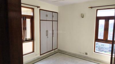 Bedroom Image of 2000 Sq.ft 3.5 BHK Apartment / Flat for rent in Jhelum Arorvansh Apartments, Sector 5 Dwarka New Delhi for Rs. 48000