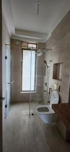 Bathroom Image of 3874 Sq.ft 5 BHK Penthouse for sale in Godrej RKS, Chembur Mumbai for Rs. 140000000