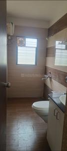 Bathroom Image of 2000 Sq.ft 3 BHK Independent House for rent in Dharampeth Nagpur for Rs. 40000