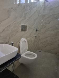 Image of 1050 Sq.ft 2 BHK Apartment / Flat for sale in O C S Apartments, Mayur Vihar Phase 1, New Delhi for Rs. 17500000