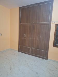 Bedroom Image of 1300 Sq.ft 2 BHK Builder Floor for rent in Indira Nagar Lucknow for Rs. 18000