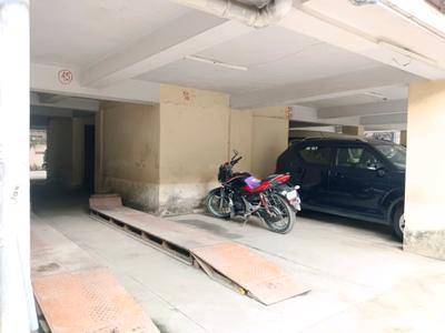 Car Garage Image of 1575 Sq.ft 3 BHK Apartment / Flat for sale in Capricorn Jewels, New Alipore Kolkata for Rs. 9000000