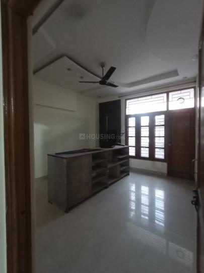 Kishan Nagar Chowk, Krishna Nagar Main Image 1