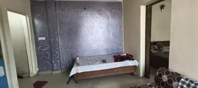 Bedroom Image of 1200 Sq.ft 1 BHK Builder Floor for rent in Tilak Nagar New Delhi for Rs. 6500