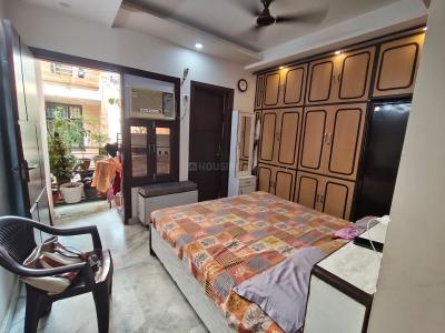 Bedroom Image of 802 Sq.ft 2 BHK Builder Floor for sale in Krishna Nagar New Delhi for Rs. 5200000