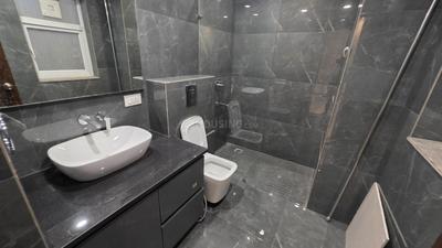 Image of 2400 Sq.ft 3 BHK Apartment / Flat for sale in Central Park Resorts, Sector 48, Gurgaon for Rs. 72500000