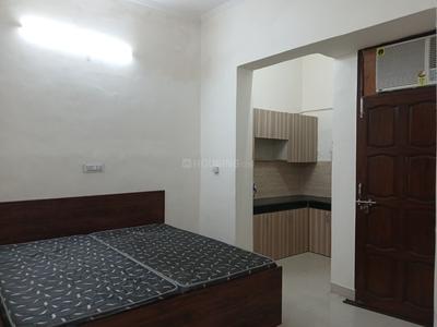 Bedroom Image of 800 Sq.ft 1 BHK Builder Floor for rent in Sector 23 Gurgaon for Rs. 21000