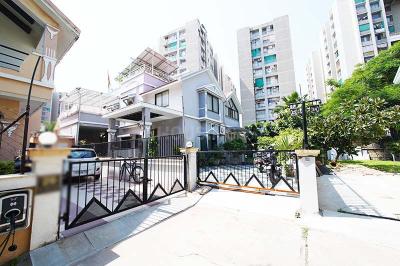 Image of 2610 Sq.ft 4 BHK Independent House for sale in South Bopal, Ahmedabad for Rs. 47900000