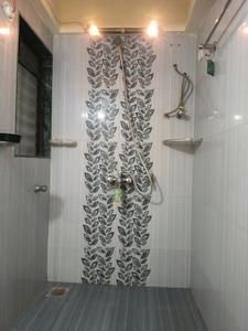 Common Bathroom One Image of 525 Sq.ft 2 BHK Apartment / Flat for sale in Kurla East Mumbai for Rs. 11000000
