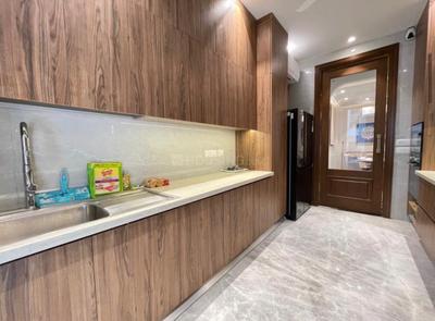 Kitchen Image of 5400 Sq.ft 4 BHK Builder Floor for rent in Vasant Vihar New Delhi for Rs. 650000