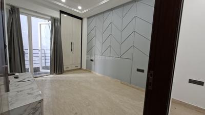 Bedroom Image of 1000 Sq.ft 3 BHK Builder Floor for sale in Vikaspuri New Delhi for Rs. 15000000