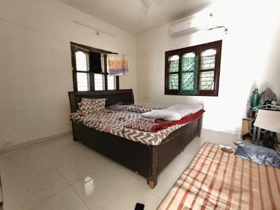 Bedroom Image of 1500 Sq.ft 4 BHK Villa for rent in New Alkapuri Vadodara for Rs. 30000