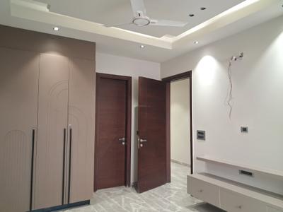 Bedroom Image of 2250 Sq.ft 4 BHK Builder Floor for sale in New Builder Floors, Paschim Vihar New Delhi for Rs. 45000000