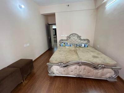 Bedroom Image of 805 Sq.ft 2 BHK Apartment / Flat for rent in Amrapali Dream Valley 2, Noida Extension Greater Noida for Rs. 24500